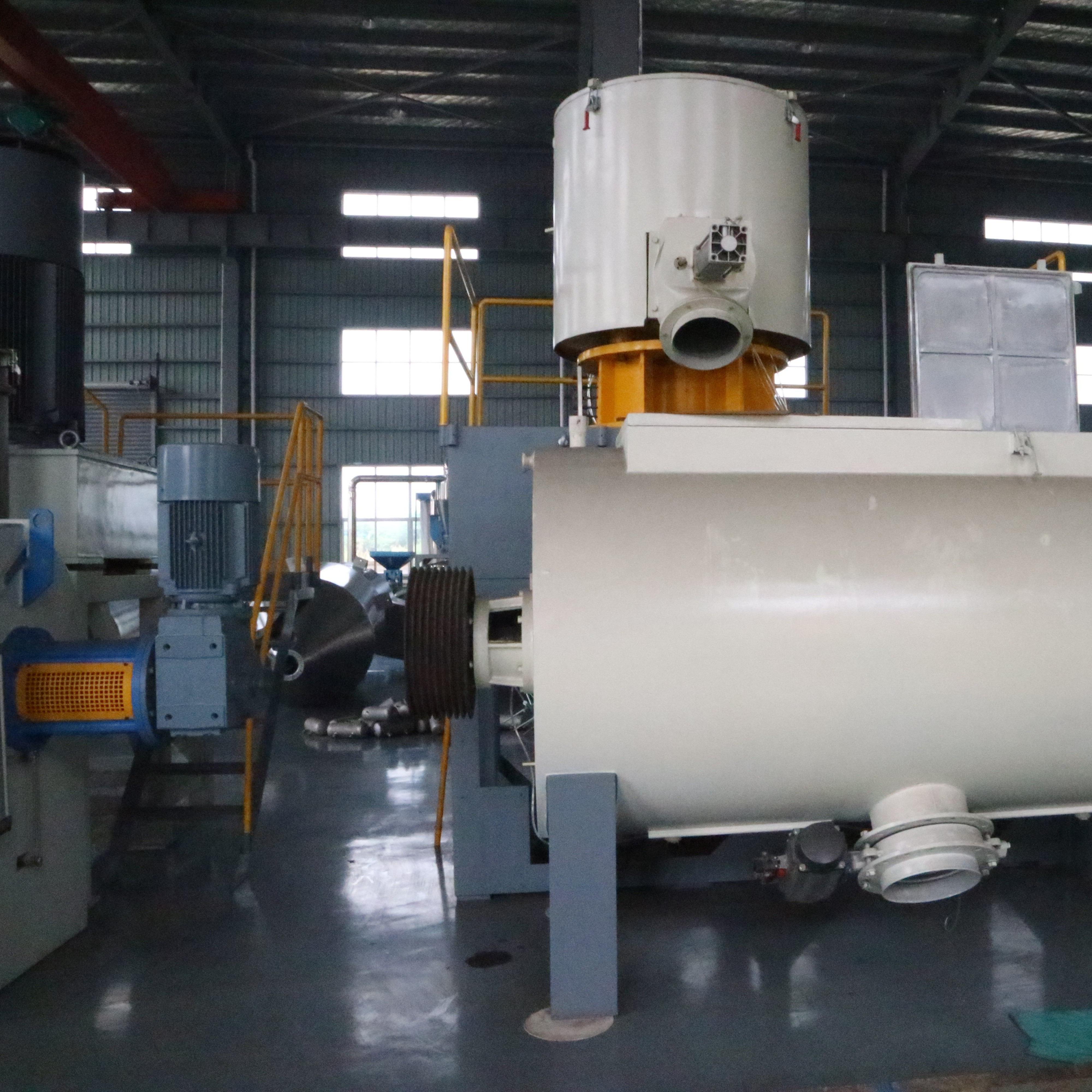 Industrial PVC Hot And Cold Mixing Unit 1000L 3500L For Large Volume Plastic Processing