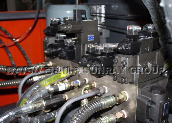 High Capacity HDPE Blow Moulding Machine SRB70D-2 For 1 Liter Shower Gel Bottle