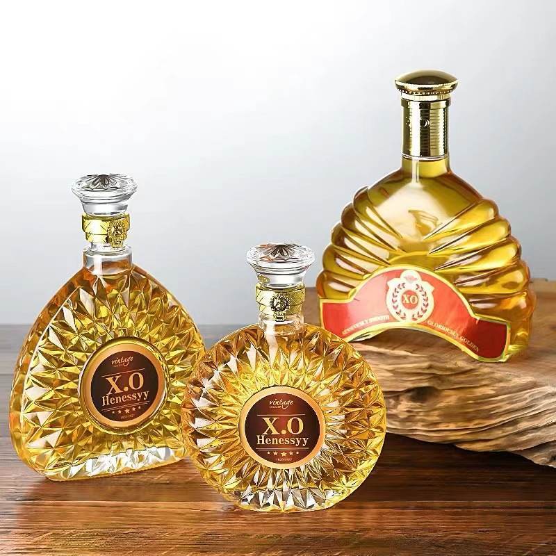 Clear Thick Wall Glass Bottle Custom Shape for Beverage Packaging