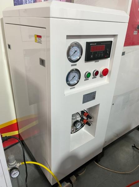 High Purity Nitrogen Generator for Laser Welding System Air Cooling 0.6-0.8MPa ≥99.999% Purity
