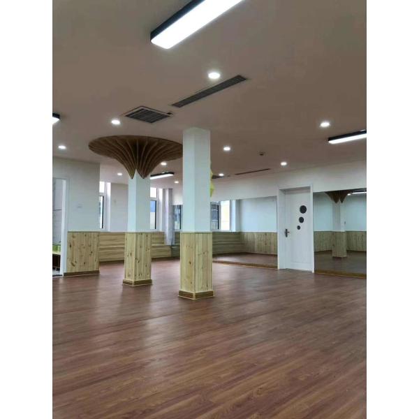 1220x183mm Fireproof SPC Plastic Flooring E0 Formaldehyde Ormosia Henryi Padauk GKBM SY-W3008