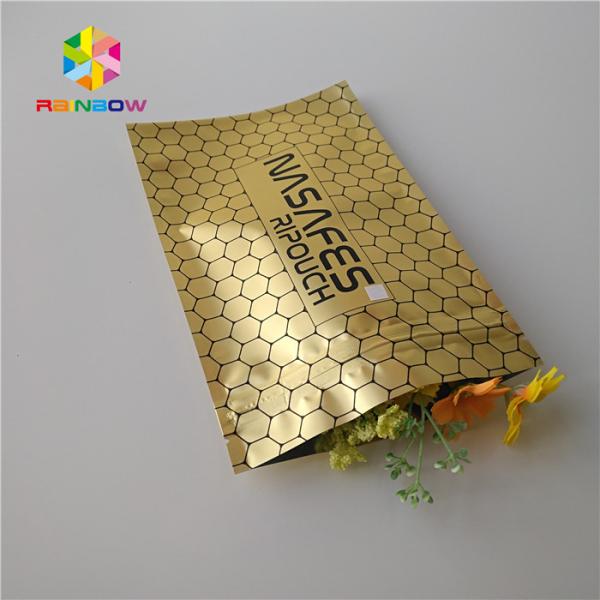 O costume da prova do cheiro imprimiu as folhas de Sative que empacotam sacos de fumo da erva daninha para o cigarro