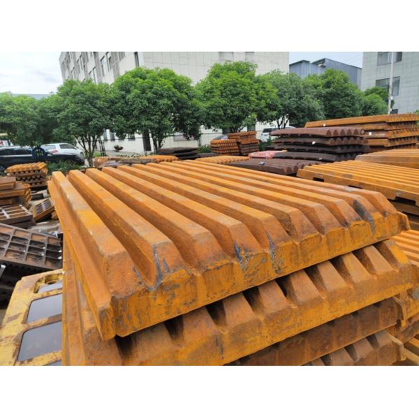 Части запасной части PE750*1060 дробилки камня машины CJ412 исправили движимость