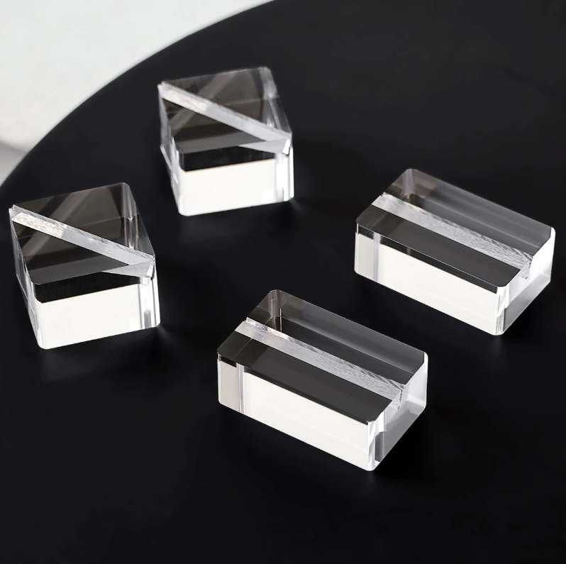 Display Card Stand Solid Acrylic Block With OEM/ODM Accepted In Custom Sizes