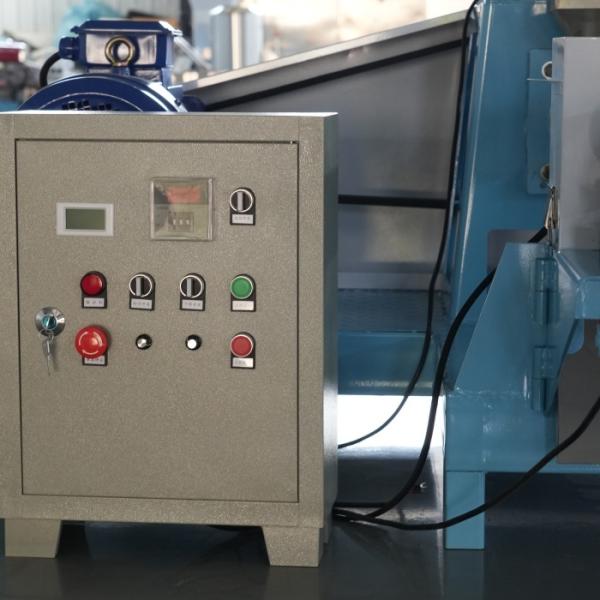 Ссадина машины штрангпресса питания рыб плавающей стали сплава устойчивая