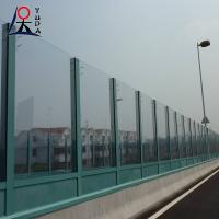 Barrière acoustique transparente contre le bruit de la route