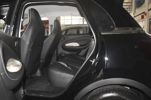 Новое энергетическое транспортное средство One Start Wuling Bingo 4 места Автомобиль Чистая электрическая модель 333KM