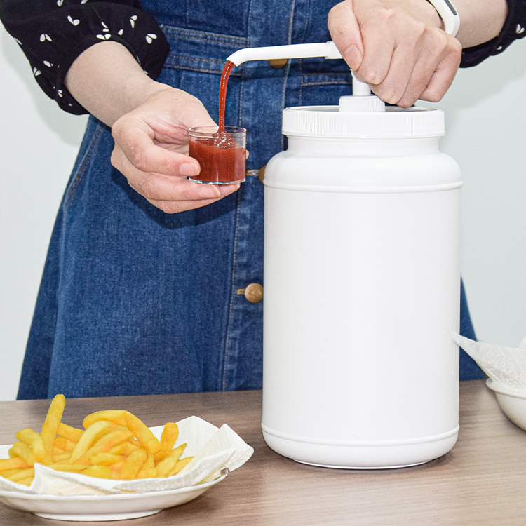 Насос распределителя соуса головы Std с пластмасовым контейнером 2500ml