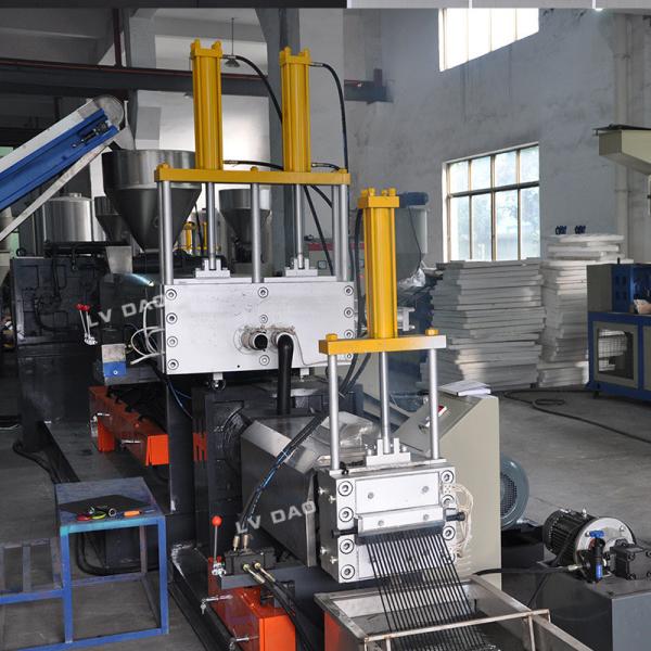 PP PE ABS Plastic Recycling Machine Plastic Extrusion Machine 75 - 90kw Power