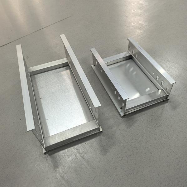 1.0mm-3.0mm Solid Bottom Type Cable Tray Anodizing Aluminum Alloy Indoor Outdoor