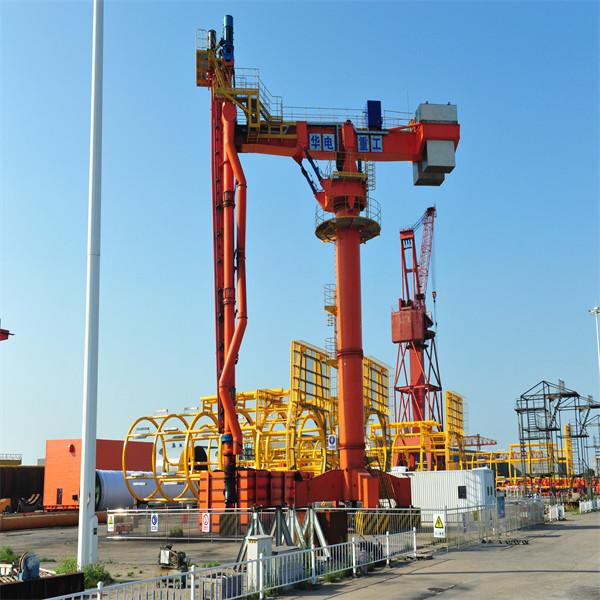 600 Tph Screw Ship Unloader Bulk Materials Handling For Seaport Terminal
