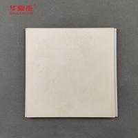 Panneaux muraux en PVC de salle de bain en gros Panneaux de plafond en PVC pour la décoration intérieure