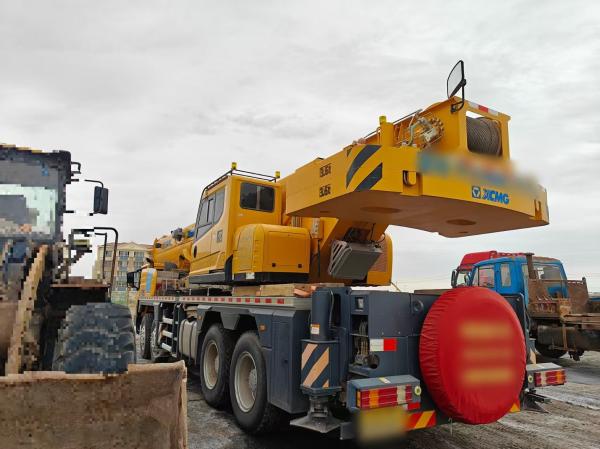 Used 2022 XCMG XCT60L5-1 60T Truck Crane for Sale