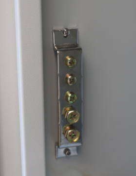 Шкаф изоляции жары на открытом воздухе установленный стеной, шкаф IP55 базовой станции