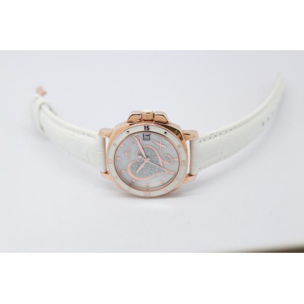 Big Face Nicest Watches For Women , Ladies Fashionable Watches White