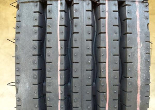 All Steel Radial Ply Travel Coach Tires 7.00R16LT Premium Natural Rubber Materials