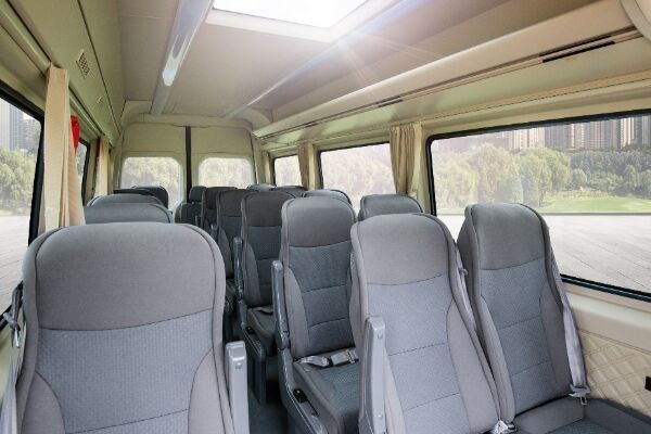 Higer Brand Diesel Used Mini Bus 7045x2000x2840mm With 10-21 Seats