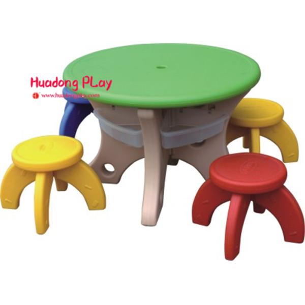 Lawn Toddler Plastic Furniture , Unique Plastic Childrens Furniture Colorful Option