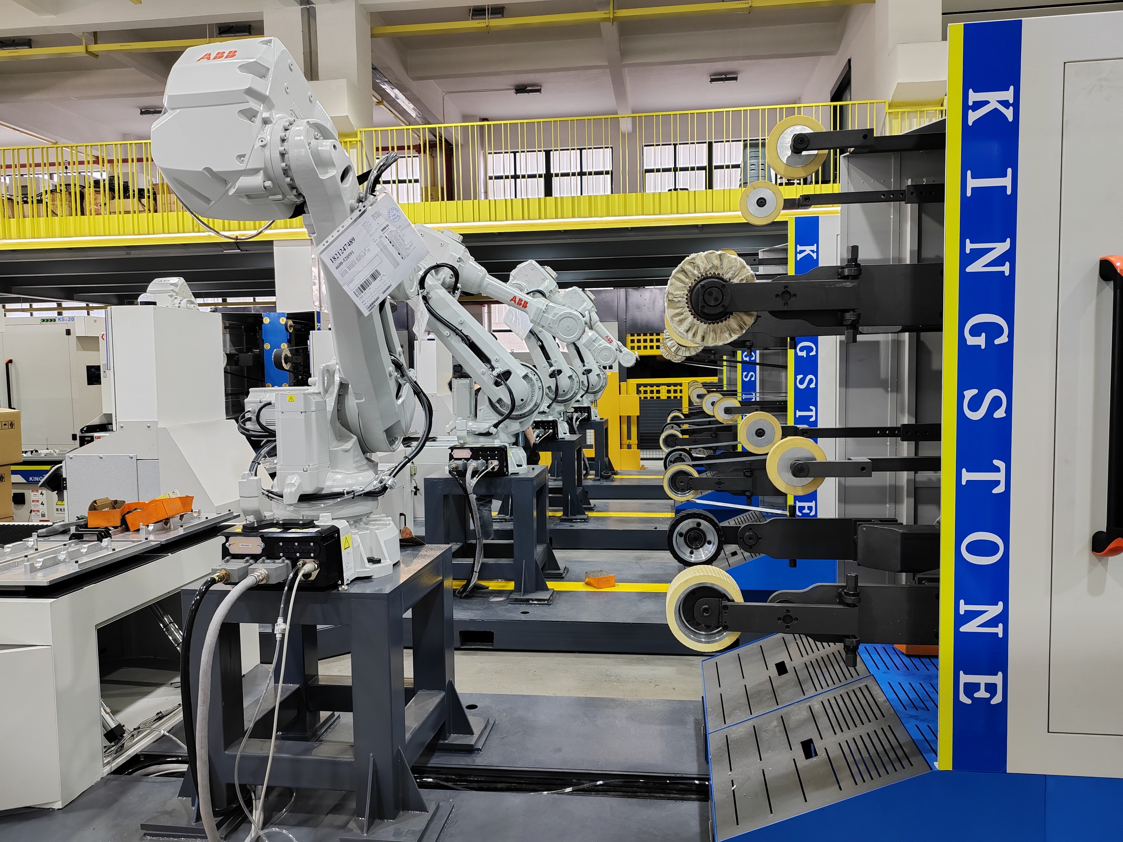 Quick Change Fixtures Robotic Grinding Machine Multi Axis For Door Control Hardware