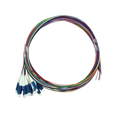 O comprimento do LC UPC G652D G657A da trança da fibra ótica 12FO personalizou LSZH