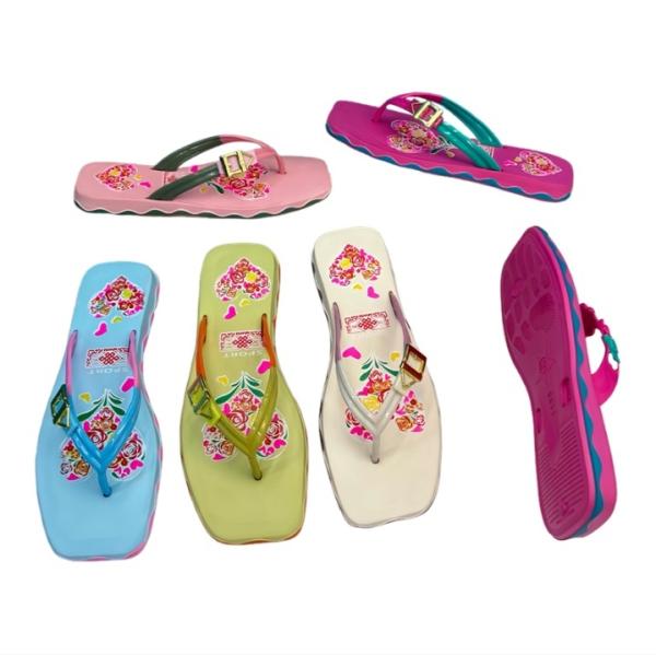 EVA Women Flower Decor Metal Buckle Flip Flops Anti-slip Summer Beach Sandals