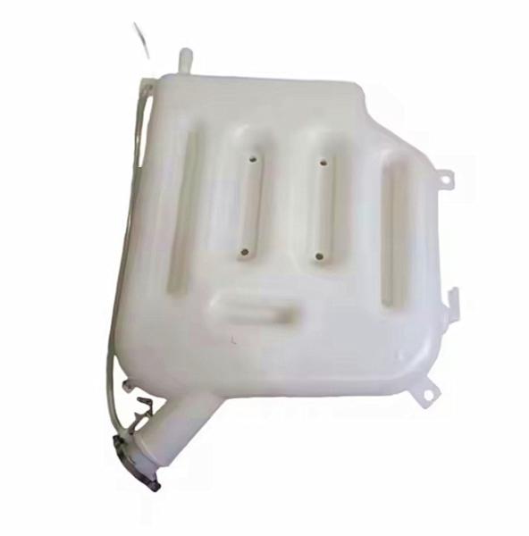 Shacman Truck Spare Parts Expansion Tank SZ945000713 for Delong F2000/F3000/X3000 Heavy Truck