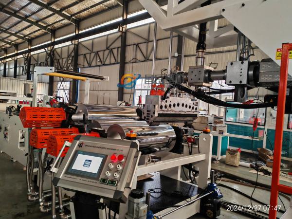 Single / Multi Board Layers pp ps thermoforming roll sheet extrusion Machine with Full Intermeshing Engagement System and ABB/Delta Inverter