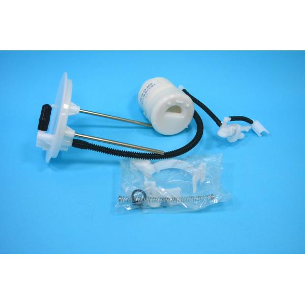 Standard Size E7 PE1A-13-ZEO Auto Fuel Pump For Mazda