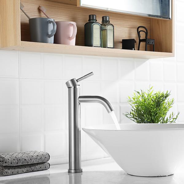 Deck Mounted Stainless Steel One-Handle Silver Kitchen Sink Faucet Durable and Modern