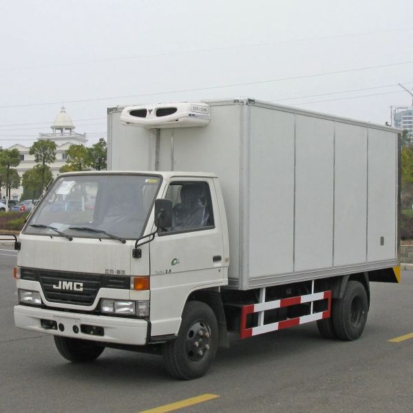 5T Small Refrigerator Box Truck