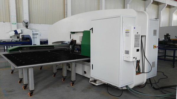 Тип тормоза o гидровлического давления механических инструментов CNC плиты пробивая