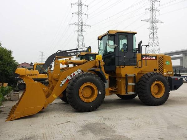 XCMG ZL50GN Compact Wheel Loader 3m3 Bucket Size / 5 Ton Loader Machine