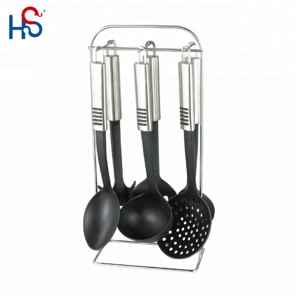 Customized Color Kitchen Item List Smart Kitchen Utensil Set with Sustainable Tools