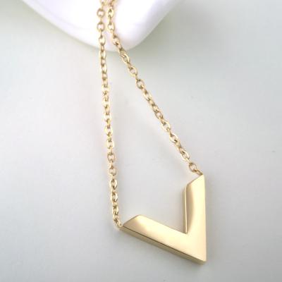 Fashion Pendant Stainless Steel Jewelry Necklace， V sharp necklace with gold color