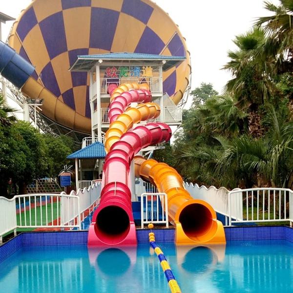 Durable Creative  Twist Water Slide Add Excitement To Your Water Park