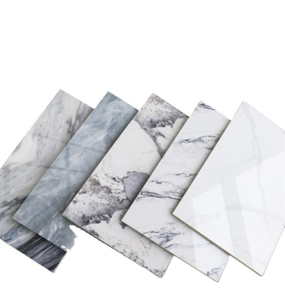 2024 3d PVC paneles de pared de plástico interior Decoración del hogar azulejos con 0,3 mm de capa de desgaste