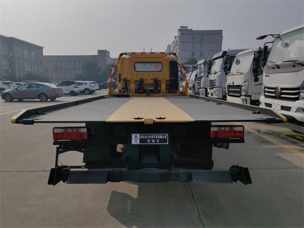 Cheap Price New Small Recovery Truck Body Car Tow Truck for Sale