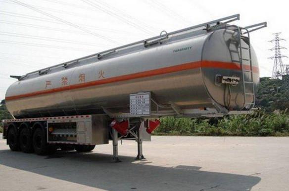 38000 Liters Fuel Stainless Steel Tanker Trailers For Loading Liquid 5 Compartments