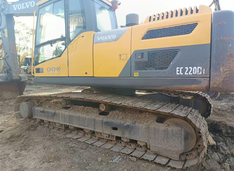 Volvo EC220 Использованные гидравлические экскаваторы подержанные Машины копания низкая цена