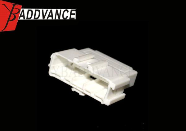 Couleur blanche électrique de 28 Pin Male Wire Terminal Connectors pour l'automobile
