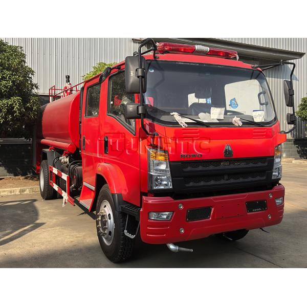 Fabricante HOWO 4x2 5000L Cisterna de agua Camión de bomberos Camión de combate a incendios Equipo de camión de bomberos Vehículo de bomberos