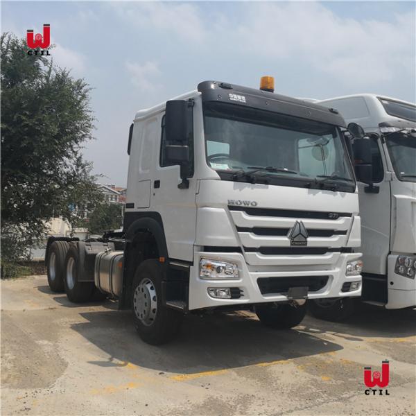 Tête résistante de camion de remorque du camion 50-80tons de tracteur de SINOTRUK HOWO 6X4 semi