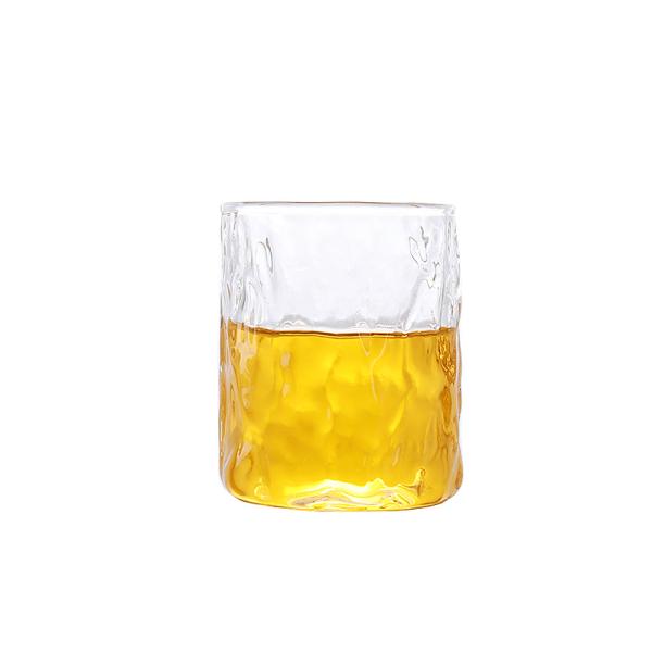 Handmade Juice Carafe With Lid , Borosilicate Glass Short Water Pitcher