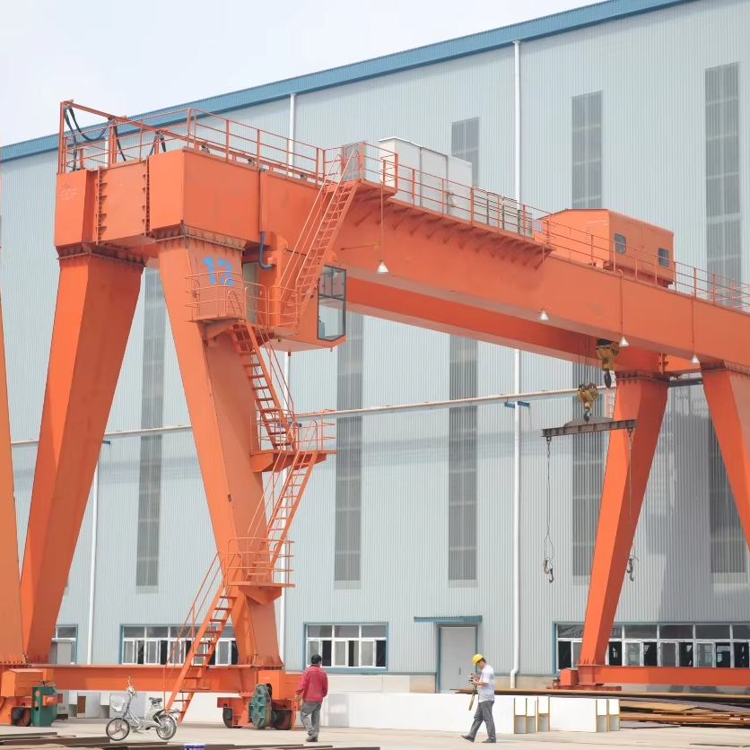 Customized Span Double Beam Mobile Gantry Crane with 50 Ton Lifting Capacity for Construction Sites