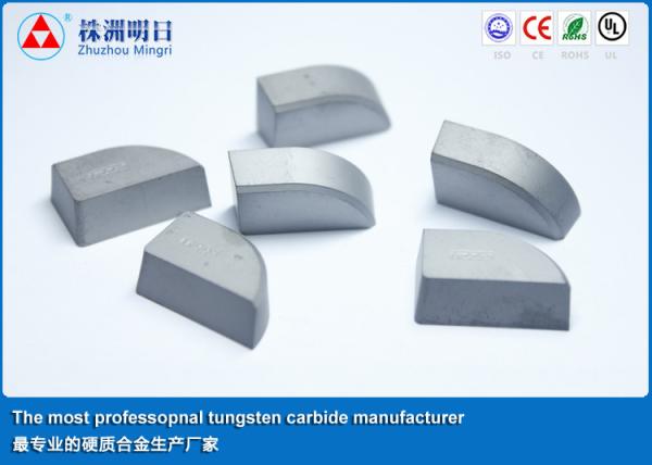 Modèle YT5/P30 B d'insertions de soudure de carbure