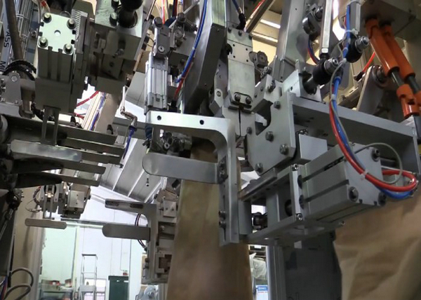 Given Bag Automatic Bagging Machine , Powder Pouch Filling Machine 300-800bags/h