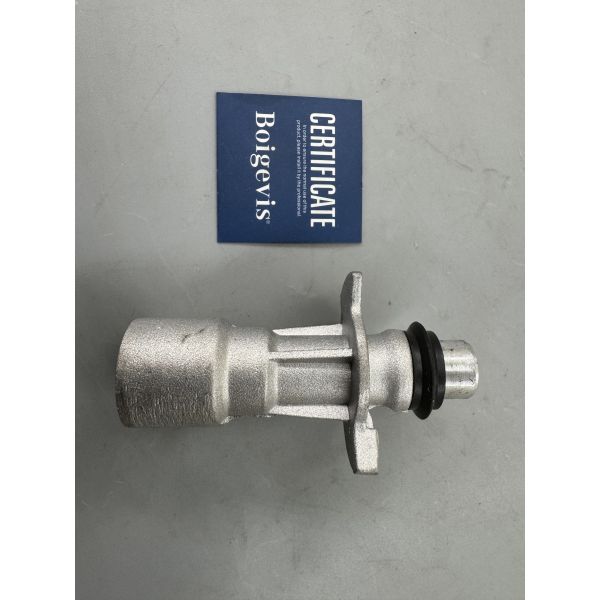 Original quality aluminum water pipe fitting LR028136 for Land Rover