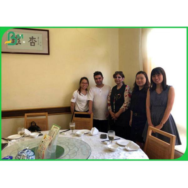 Papel sem revestimento 80GSM de UWF Woodfree a 120 G/M OBA livre para fazer sacos de papel 80GSM ao papel sem revestimento OBA de 120 G/M Woodfree livre para fazer sacos de papel