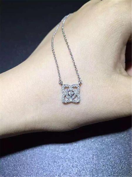  full diamonds necklace  18kt gold with white gold