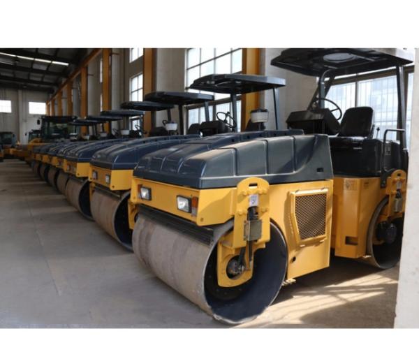 4,5 rolo de estrada vibratório de Ton Four Wheels Full Hydraulic